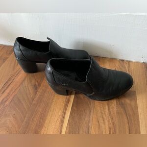 B.O.C Born of Comfort leather upper clogs women’s size 8.5, see photos, black